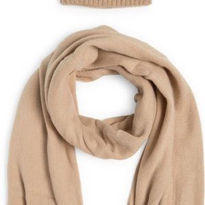 Steve Madden scarf set , faux fur pompom beanie